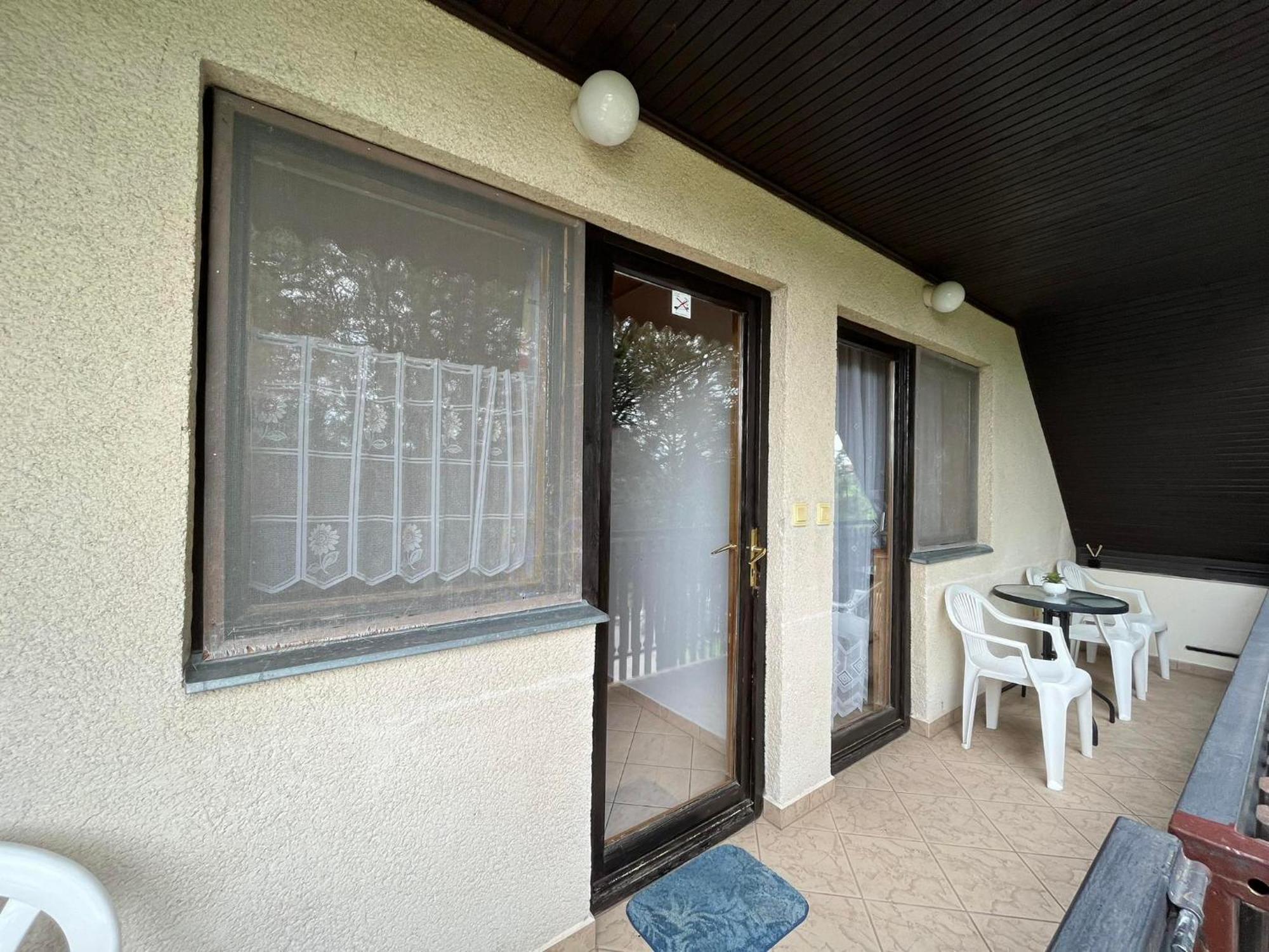 Panna Apartmanhaz Balatonlelle Exterior photo